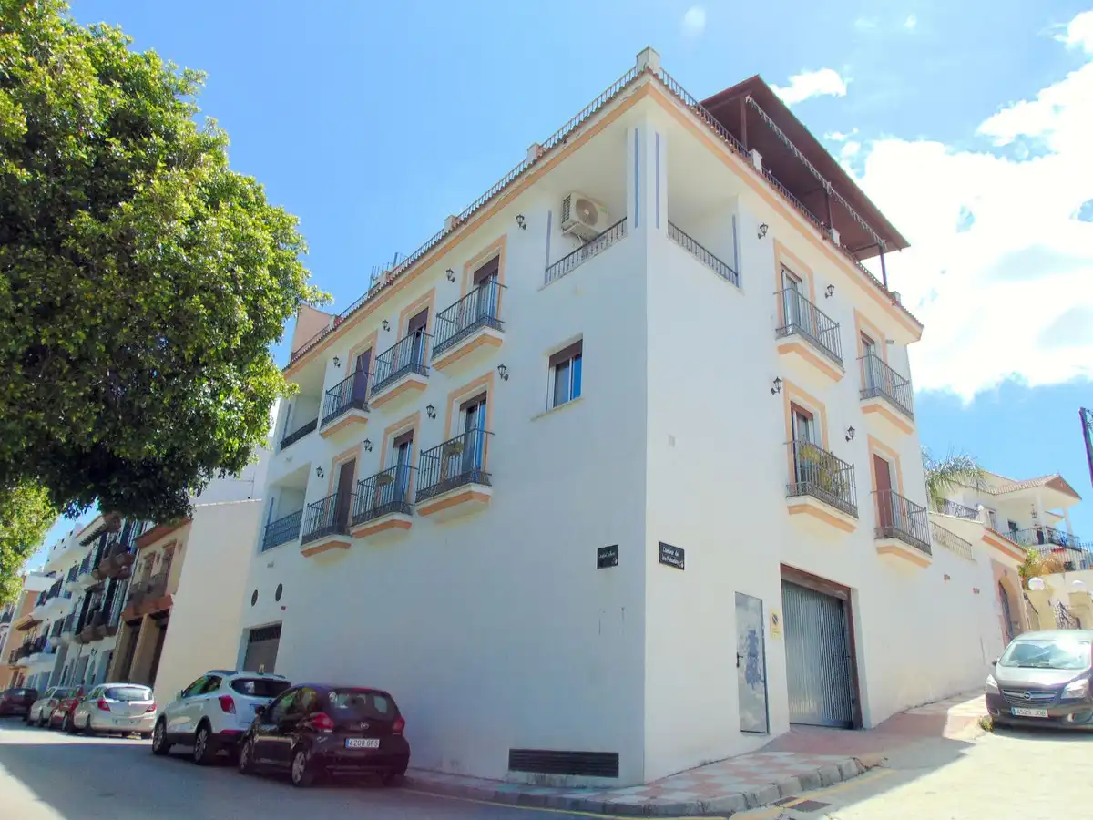 Vista exterior de Ático en venta en Alhaurín El Grande con Amueblado