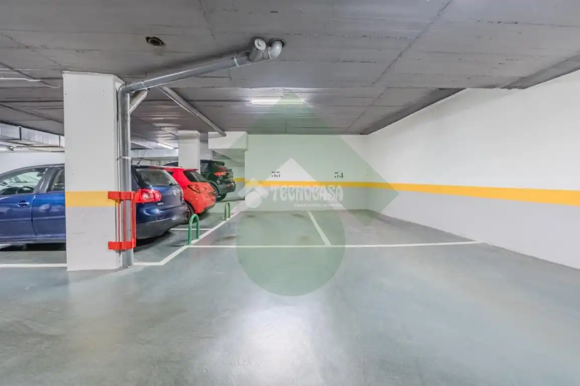 Parking of Flat for sale in Madrid  with Air Conditioner, Heating and Terrace