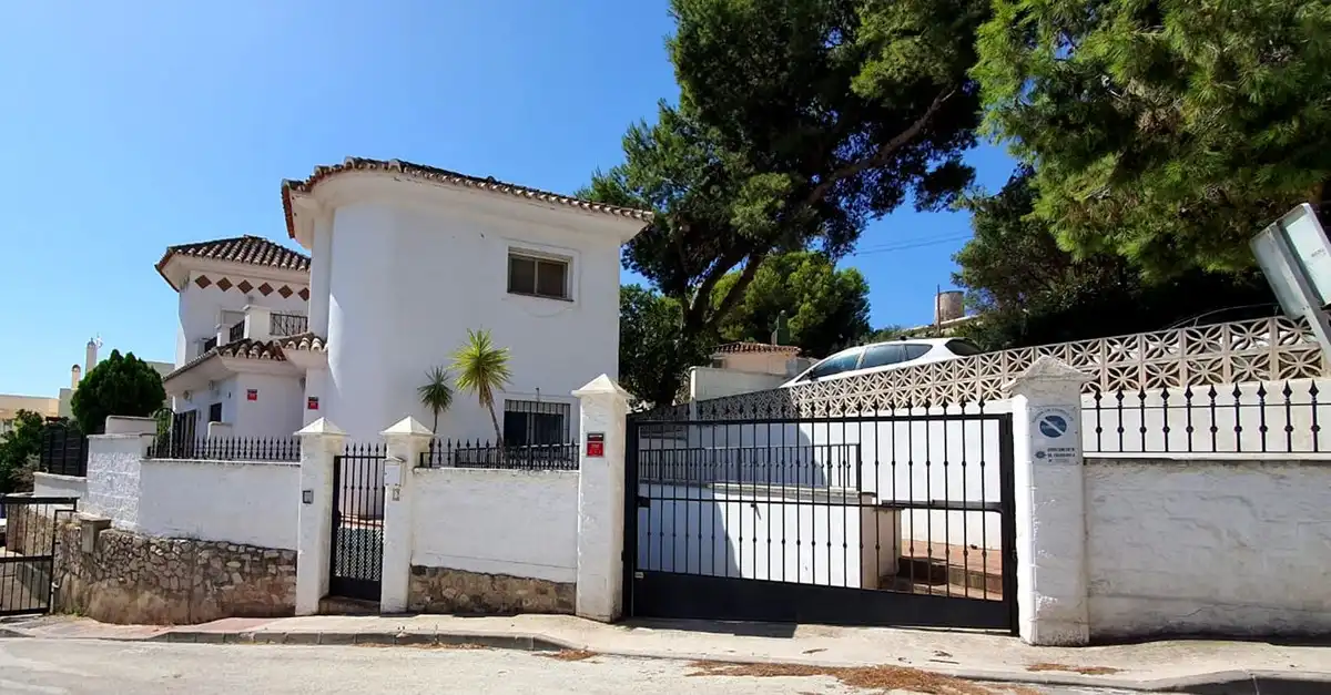 Villa avec piscine à vendre à Torreblanca del Sol