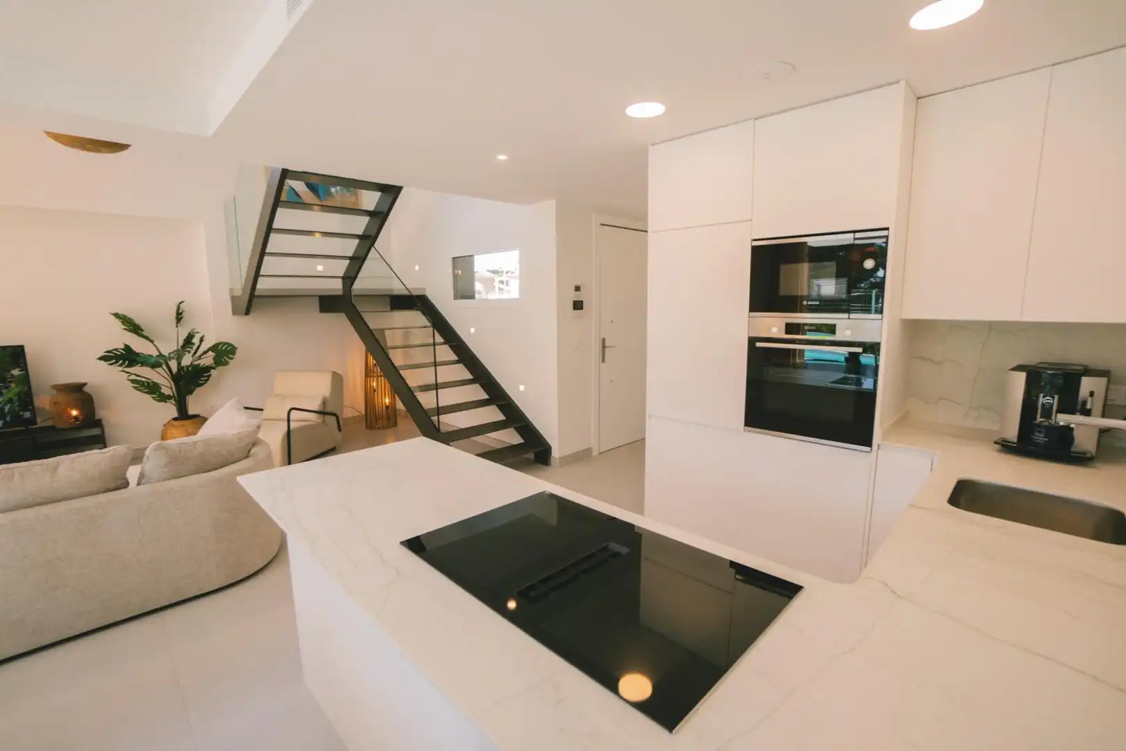 Chalet con piscina en venta en Golf Bahía, imagen 8