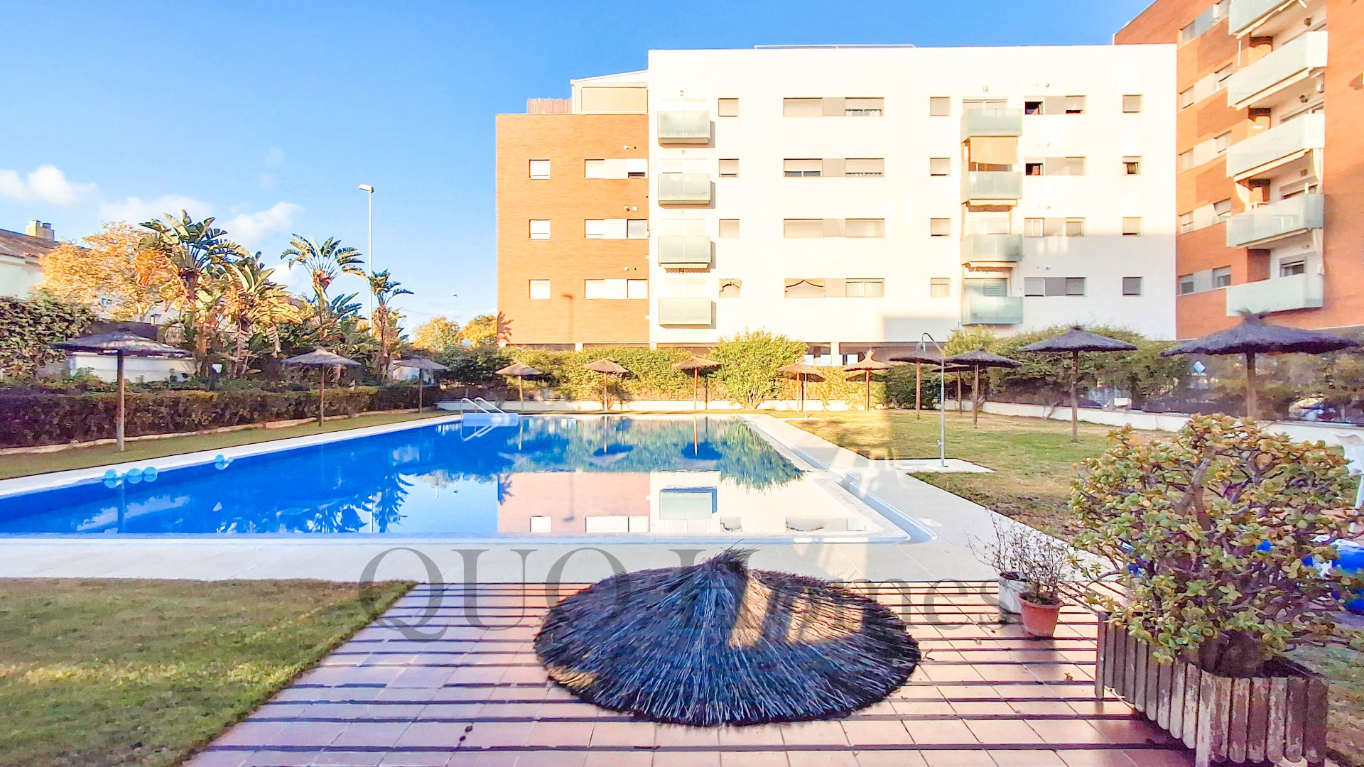 Piscina de Pis en venda en Jerez de la Frontera amb Aire condicionat, Terrassa i Traster