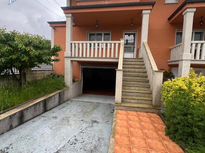 Casa adosada en venda a Jose Luis Racaleiva, Baralla