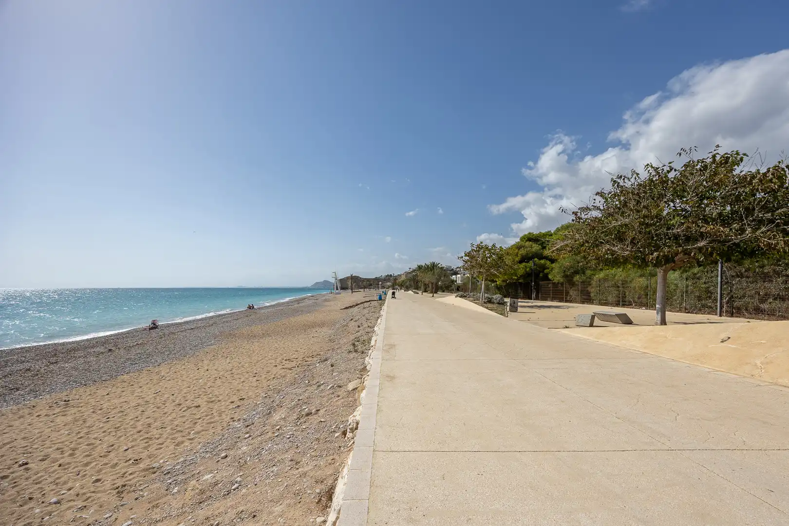 Vista exterior de Apartamento en venta en Villajoyosa / La Vila Joiosa con Piscina, Amueblado y Piscina comunitaria