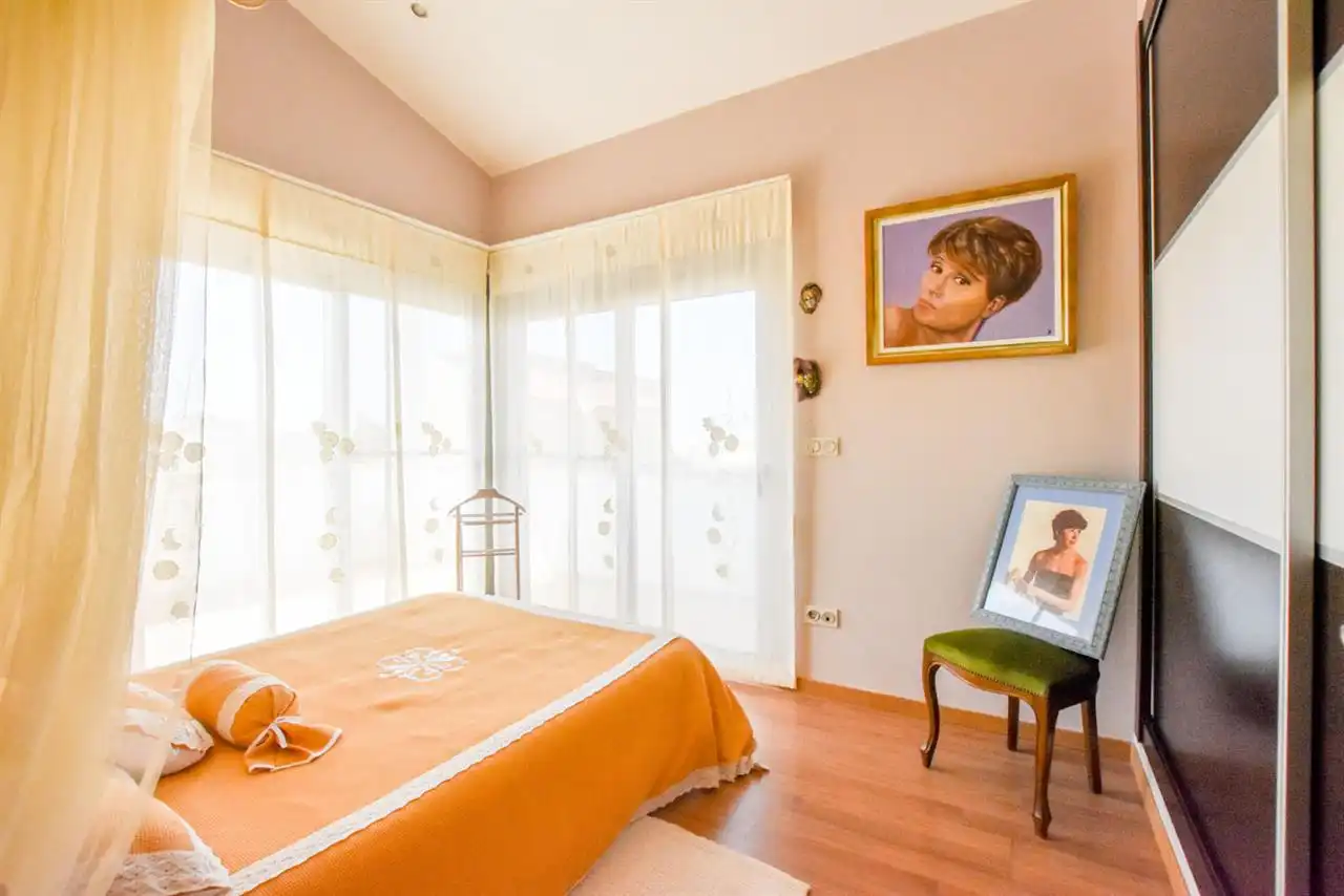 Habitación de Casa o chalet en venta en Águilas con Aire acondicionado, Jardín privado y Trastero