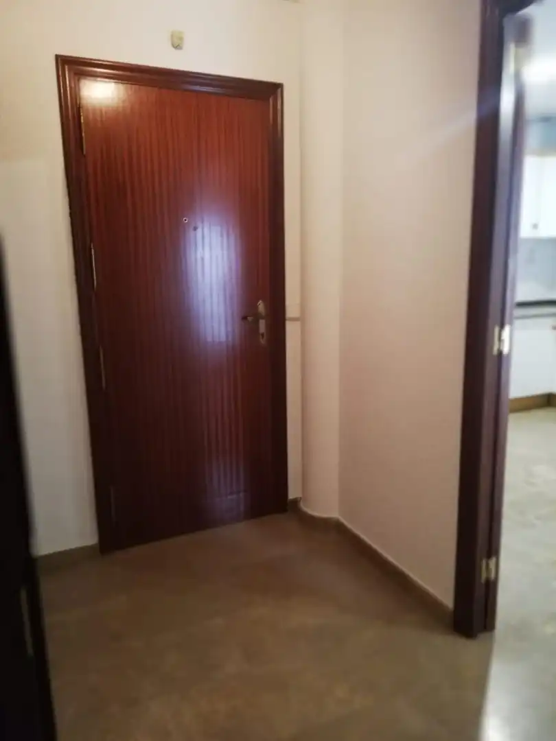 Apartament amb terrassa de lloguer a Reina Victoria - Matadero, imagen 4