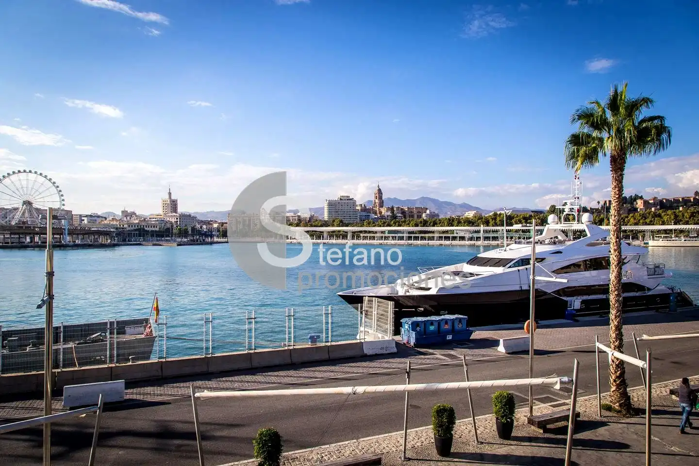 Vista exterior de Ático en venta en Málaga con Aire acondicionado, Calefacción y Terraza
