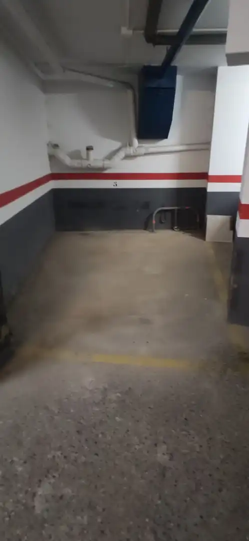 Einzelparkplatz zum Verkauf in Carrer de Sepúlveda 25