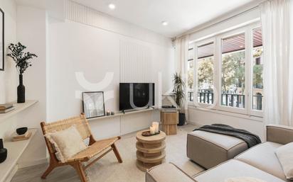 Sala d'estar de Apartament de lloguer en  Barcelona Capital amb Aire condicionat, Calefacció i Moblat