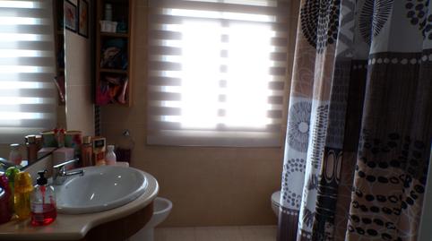 Photo 3 of Single-family semi-detached for sale in Avenida del Genil, Fuente Vaqueros, Granada