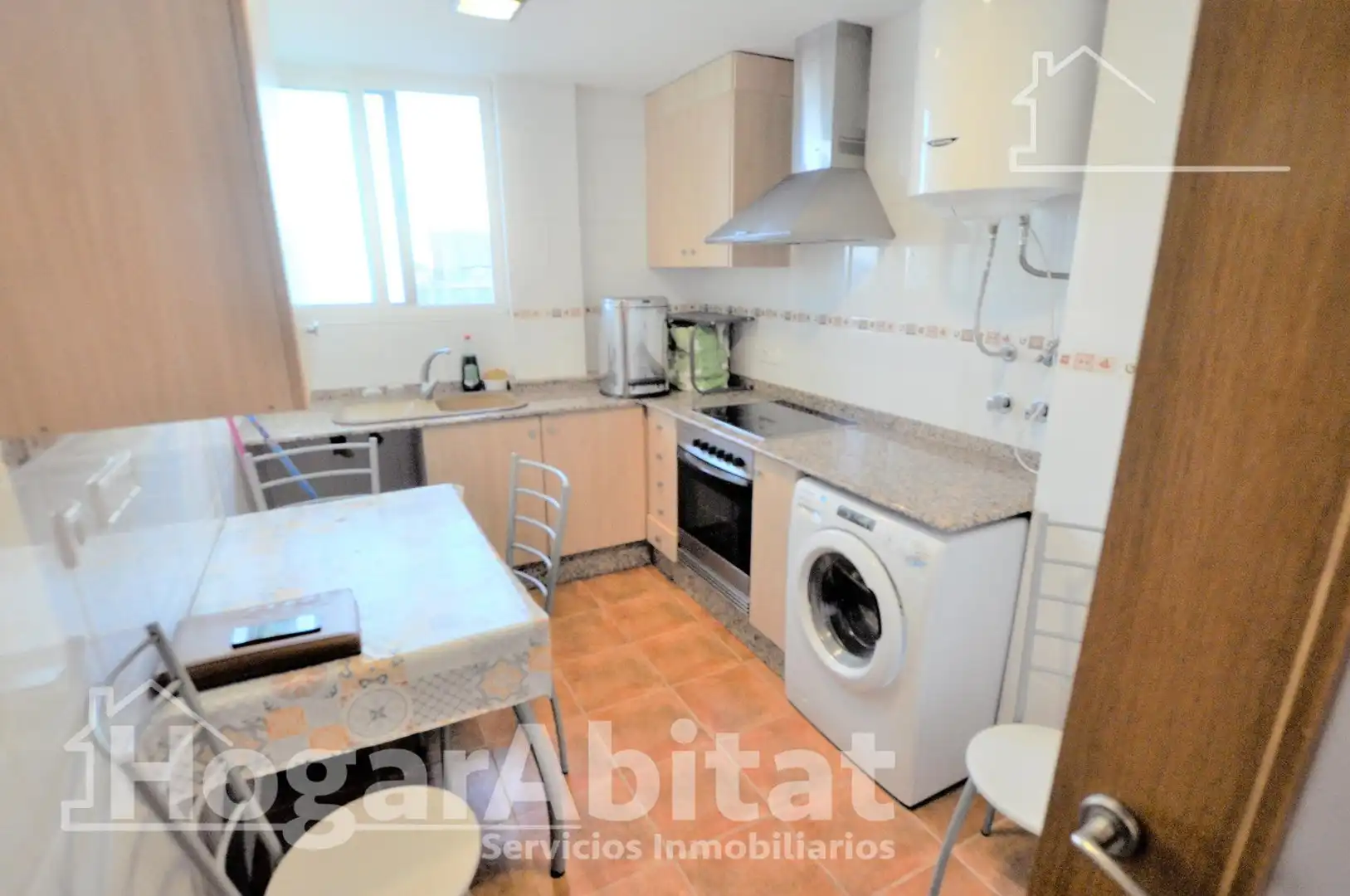 Flat with balcony for sale in Calle Doctor Fleming, imagen 4
