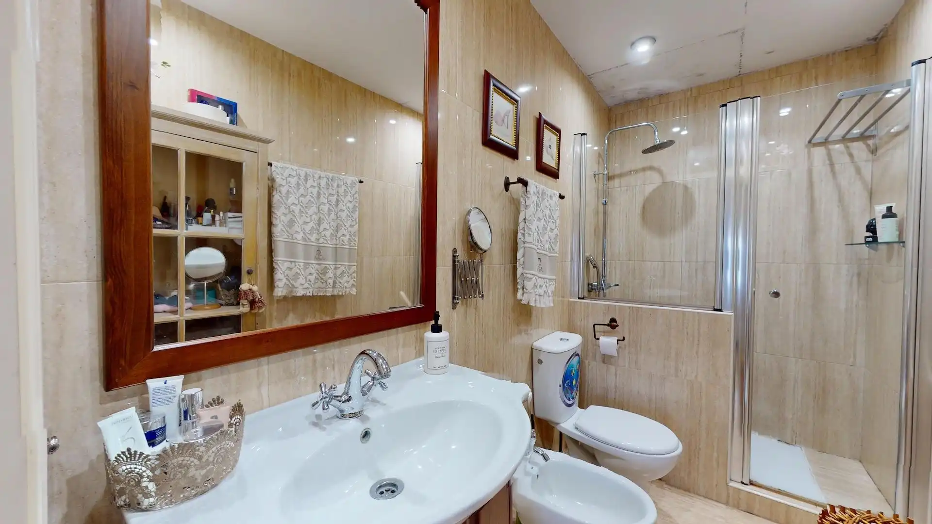 Bathroom of Houses for sale in Córdoba  with Air Conditioner, Private garden and Terrace