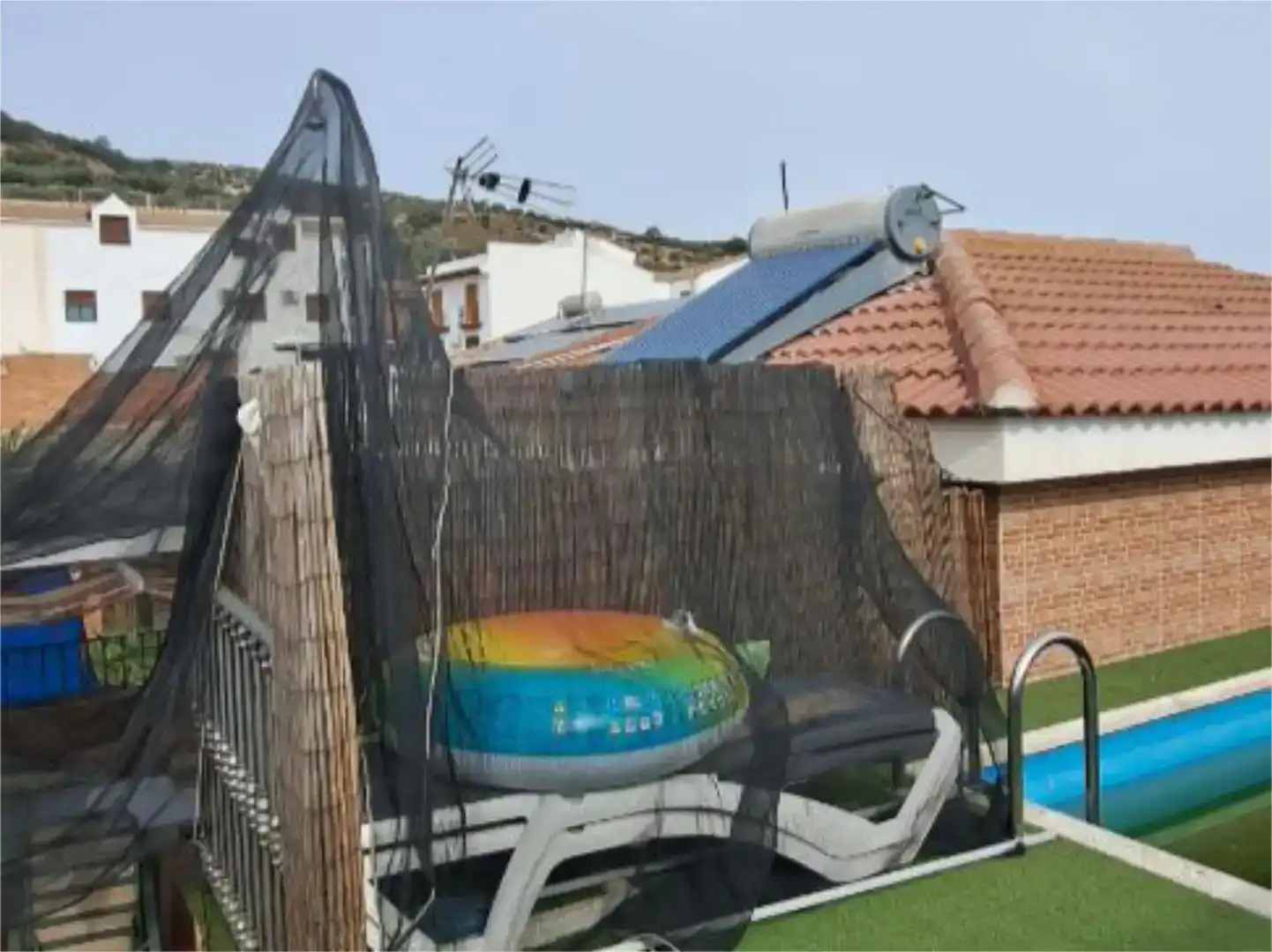 Piscina de Pis en venda en Cárcheles amb Aire condicionat, Jardí privat i Traster