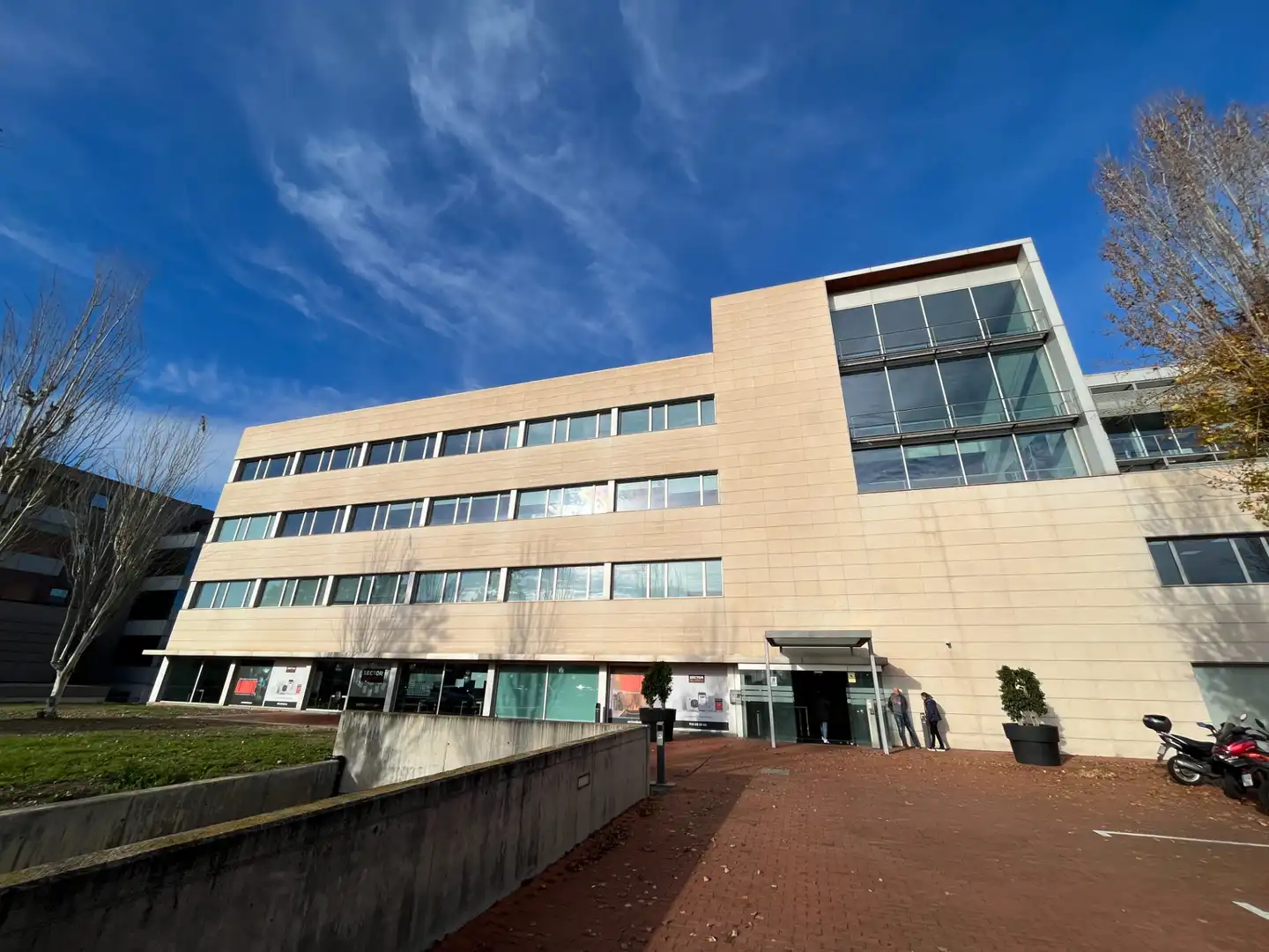 Office space with lift to rent in Carrer de la Selva, imagen 2