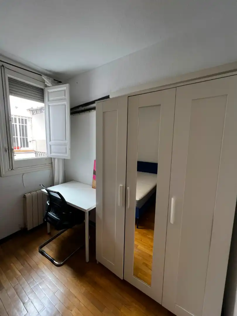 Dormitori de Pis en venda en Madrid amb Aire condicionat, Calefacció i Moblat
