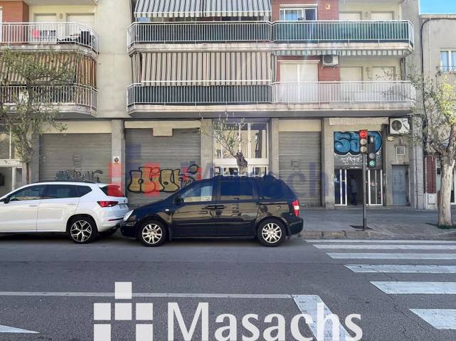 Local comercial en Alquiler en Egara