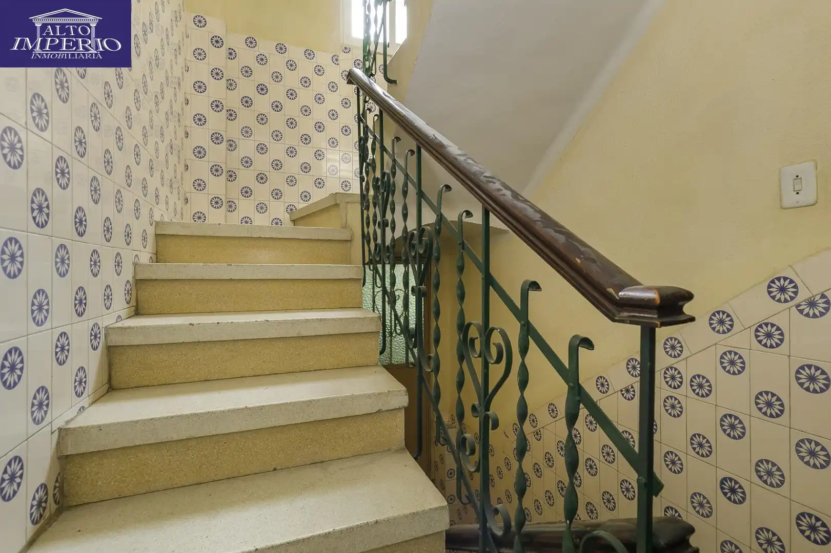 Flat for sale in Granada