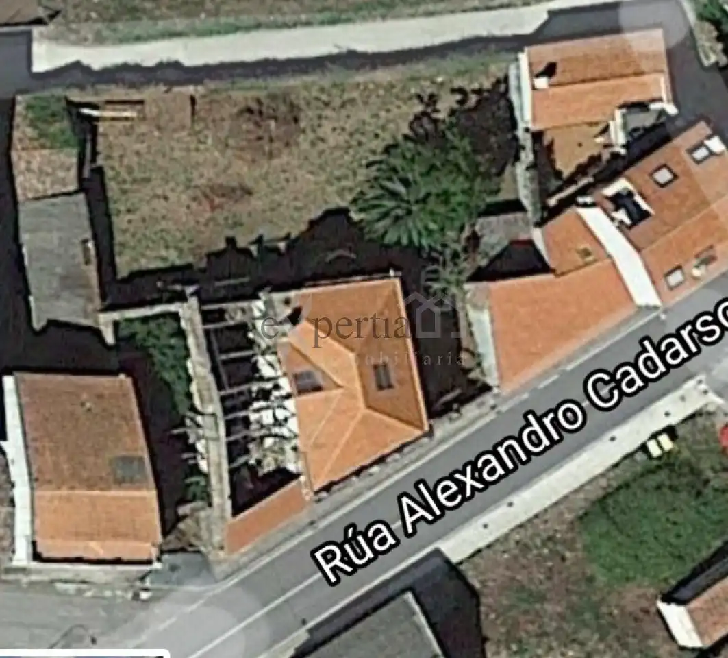 Finca rústica en venta en Noia con Jardín privado