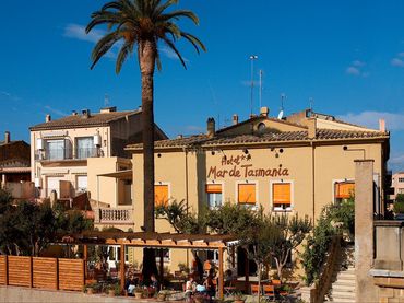 Casa rustica con giardino in vendita a La Bisbal d'Empordà