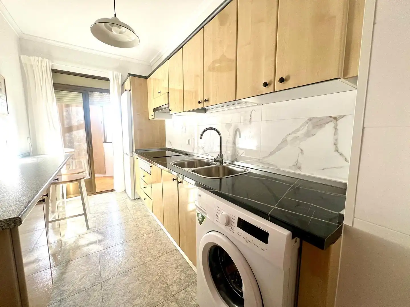 Cocina de Piso de alquiler en Plasencia con Aire acondicionado, Calefacción y Terraza