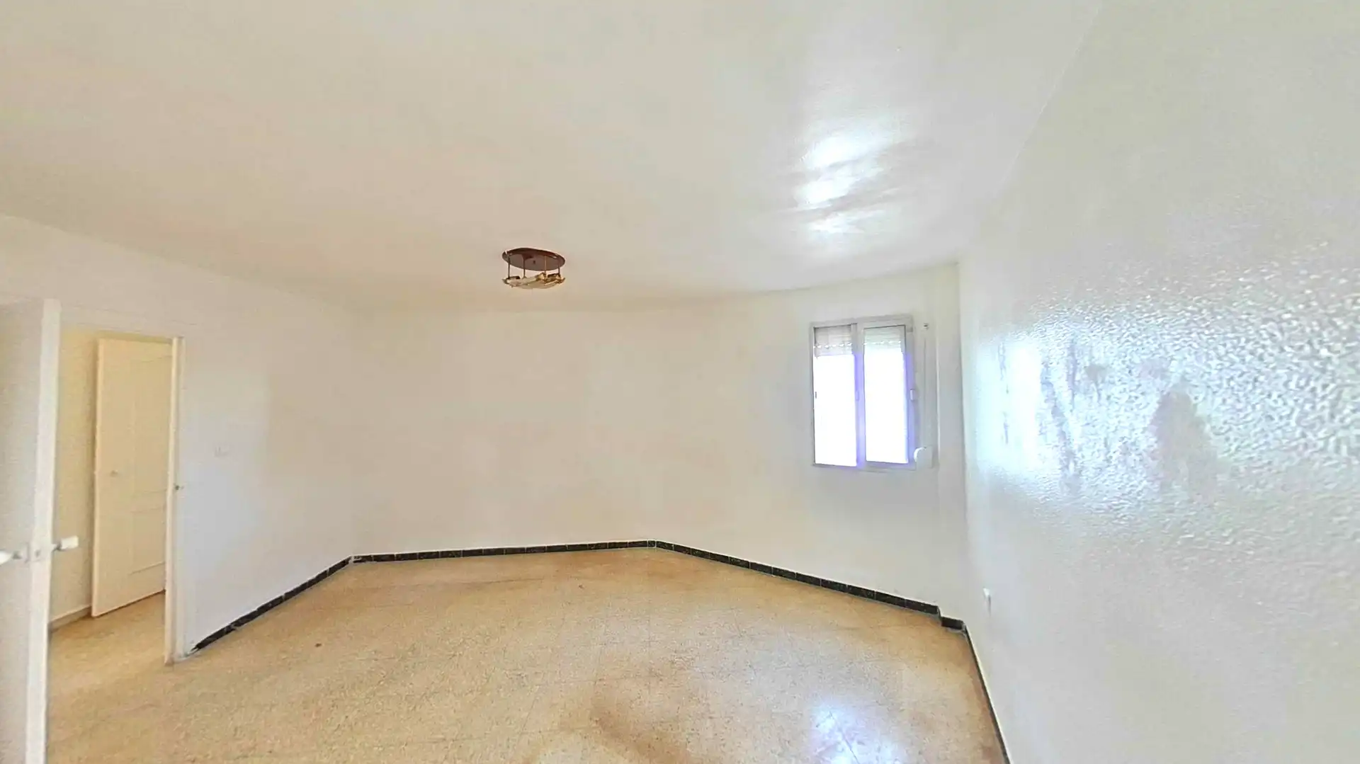 Habitación de Piso en venta en Sevilla con Aire acondicionado y Balcón