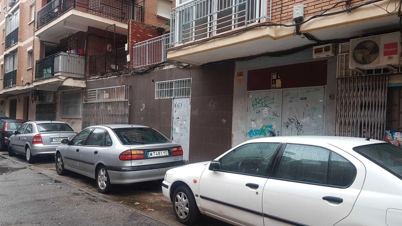Parking de Local en venta en Alcalá de Henares