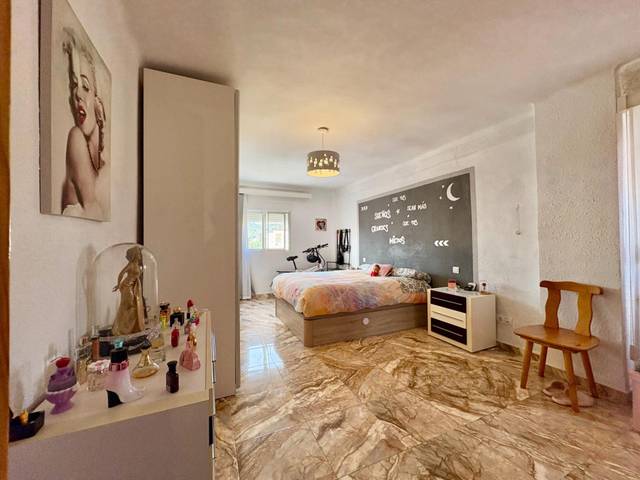 Piso en Venta en Calle NTRA SRA DE LOS CLARINES en Parque Victoria Eugenia