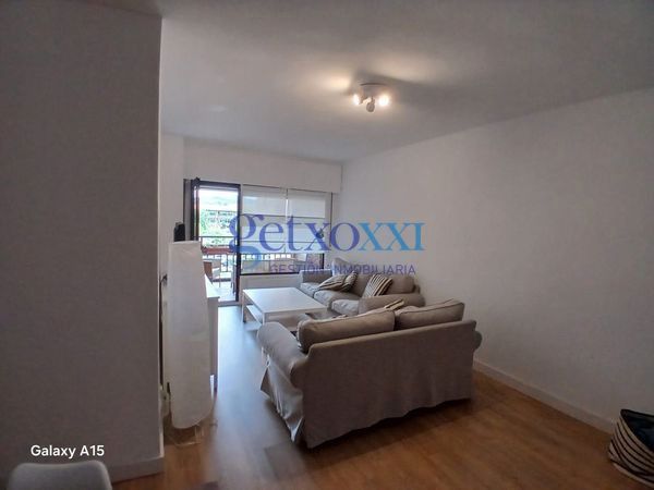Living room of Flat for sale in Getxo   with Heating, Terrace and Storage room