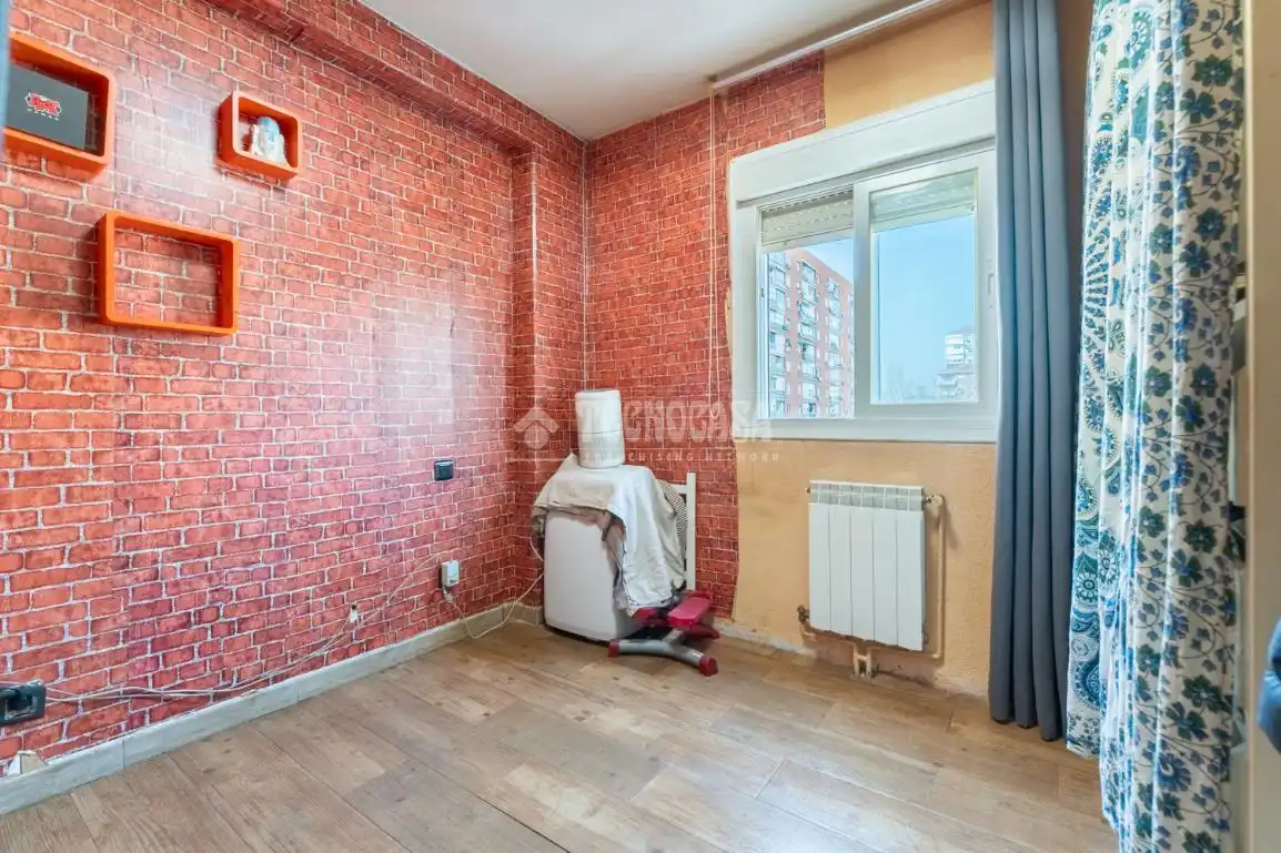 Habitación de Piso en venta en Madrid con Aire acondicionado y Calefacción