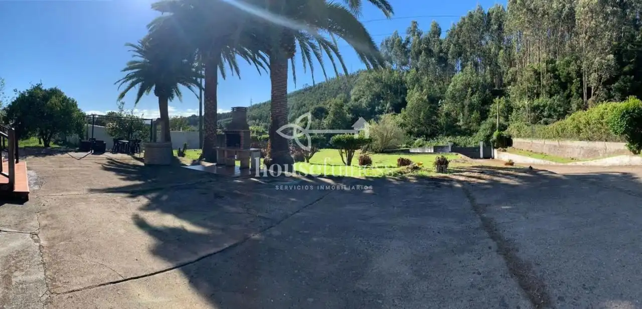 Chalet con jardín en venta en A Malata - Catabois - Ciudad Jardín, imagen 3