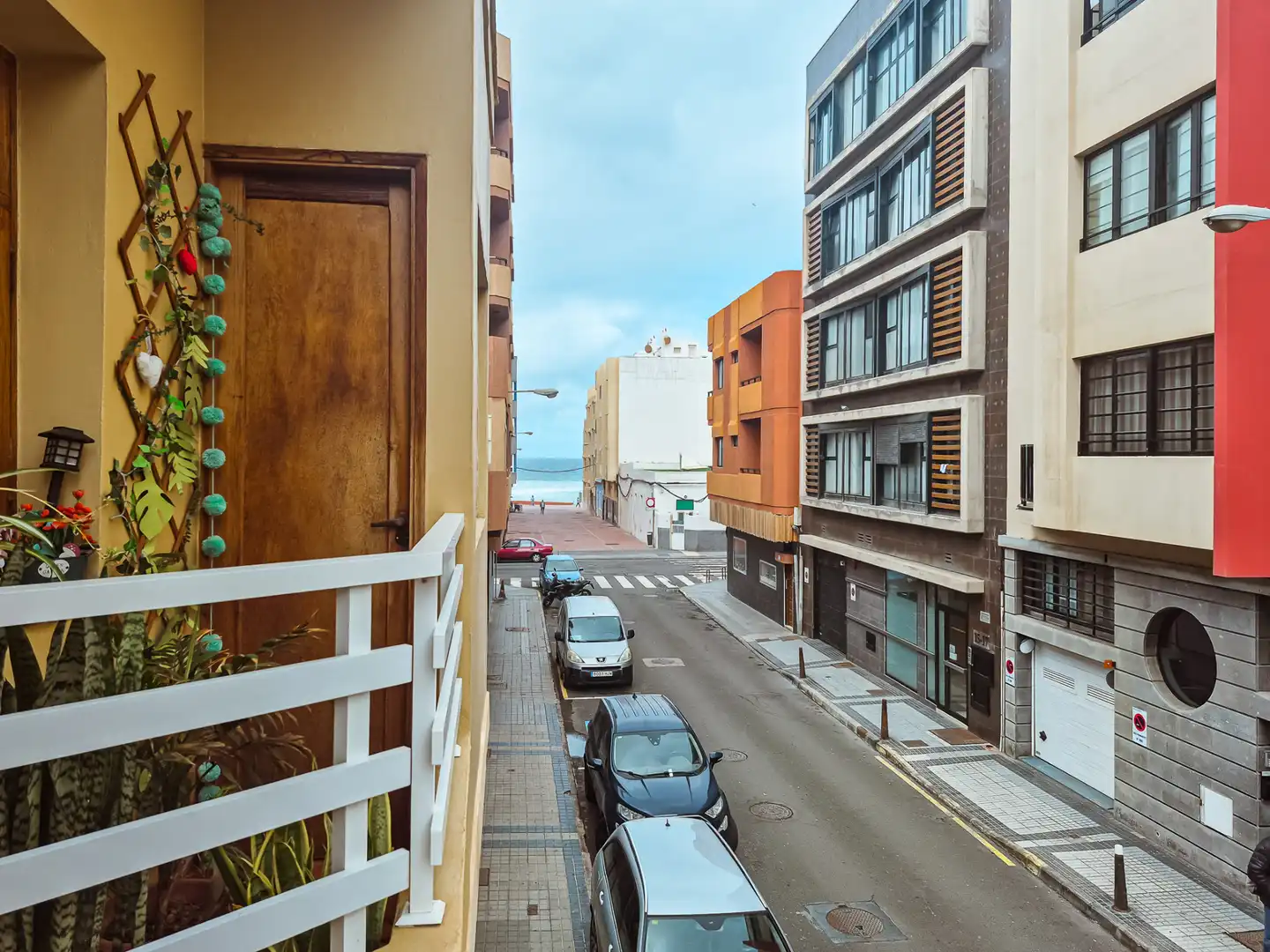 Vista exterior de Piso en venta en Las Palmas de Gran Canaria con Amueblado y Balcón