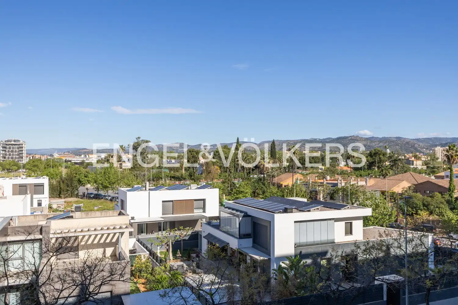 Exterior view of Flat for rent in Castellón de la Plana / Castelló de la Plana  with Air Conditioner, Heating and Storage room