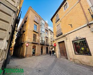 Exterior view of Flat for sale in  Toledo Capital  with Air Conditioner, Heating and Terrace