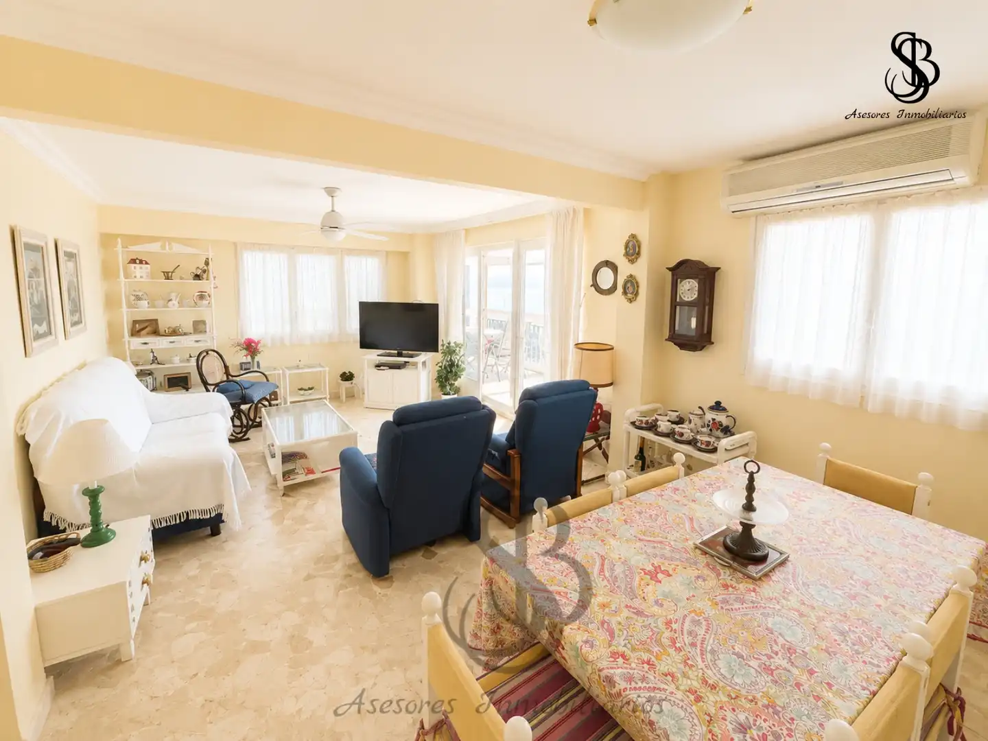 Wohnzimmer von Wohnungen zum Verkauf in Alicante / Alacant mit Klimaanlage, Heizung und Terrasse