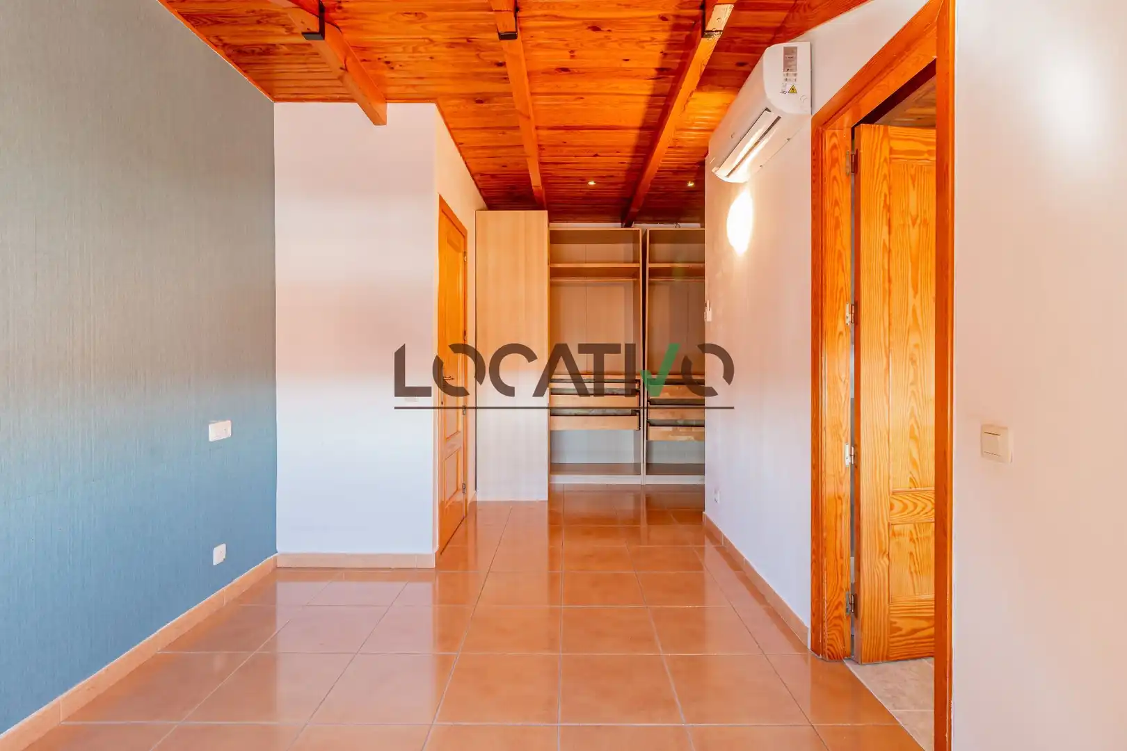 Habitación de Dúplex en venta en Villanueva del Pardillo con Aire acondicionado, Calefacción y Trastero
