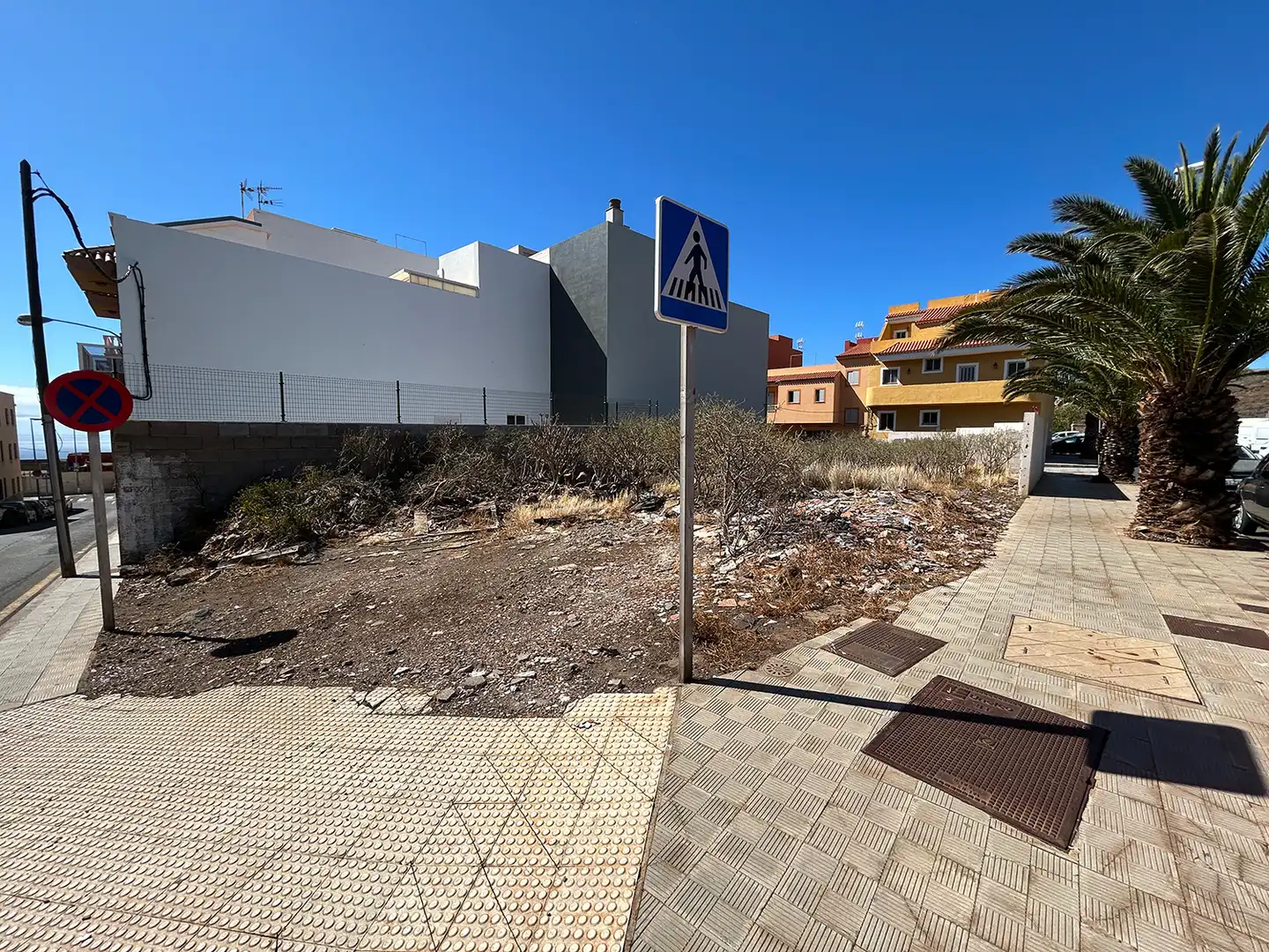 Wohnbaugrundstück zum Verkauf in Calle Achinech 1