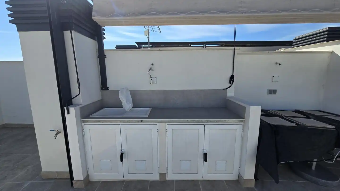 Terraza de Apartamento de alquiler en Gandia con Aire acondicionado, Calefacción y Piscina comunitaria