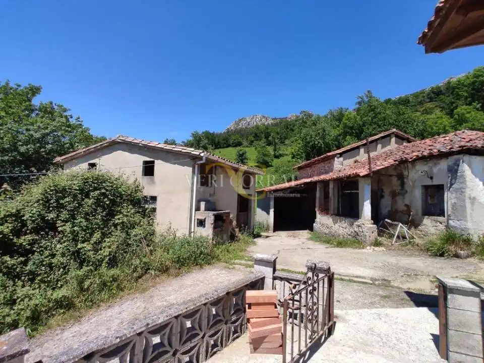Casa con giardino in vendita a Collía, imagen 2