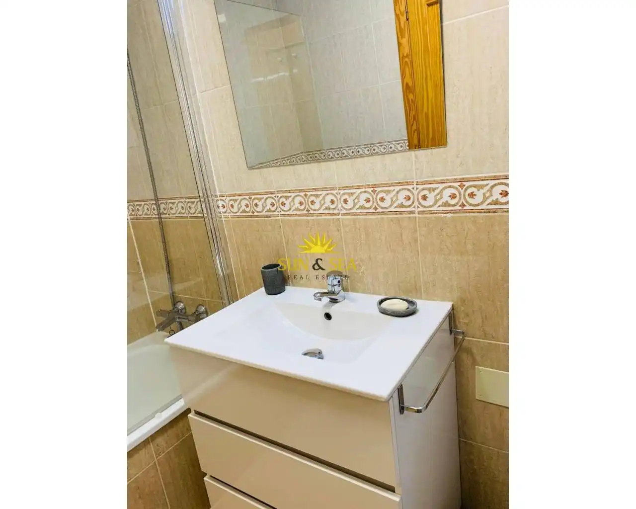 Badezimmer von Haus oder Chalet zur Miete in Santa Pola mit Klimaanlage, Heizung und Terrasse