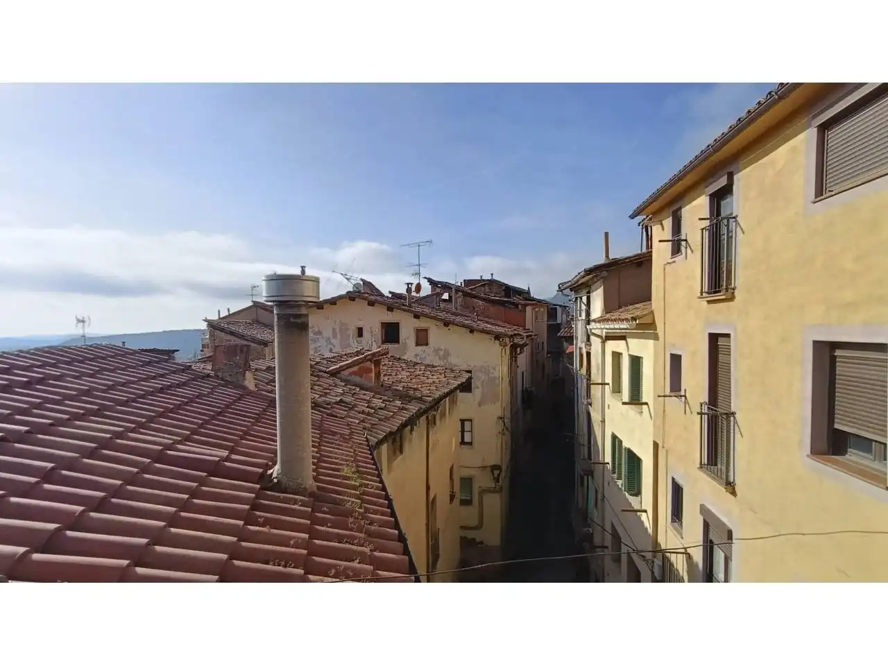 Exterior view of Houses for sale in Berga