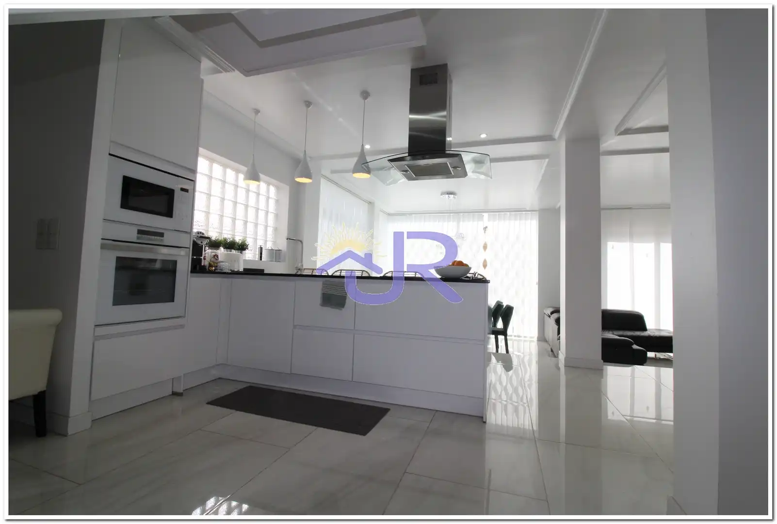 Kitchen of Houses for sale in Paracuellos de Jarama  with Air Conditioner, Private garden and Swimming Pool