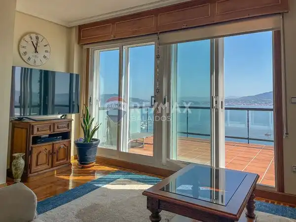Casa con jardín en venta en Rúa Illas Cíes