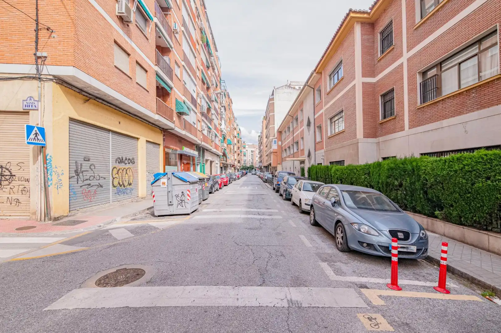 Vista exterior de Piso en venta en Granada con Aire acondicionado, Calefacción y Balcón