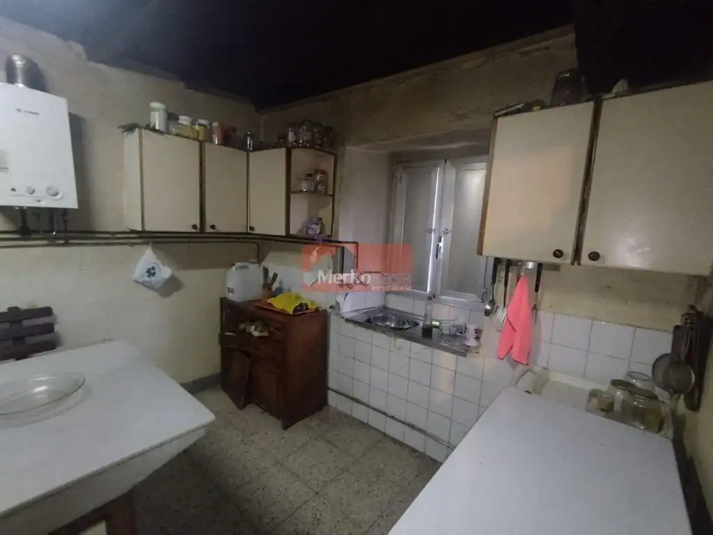 Cocina de Casa o chalet en venta en Sarria con Calefacción y Jardín privado