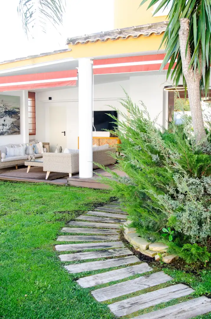 Detached homes for sale in Calle Romer 3, Gallipont