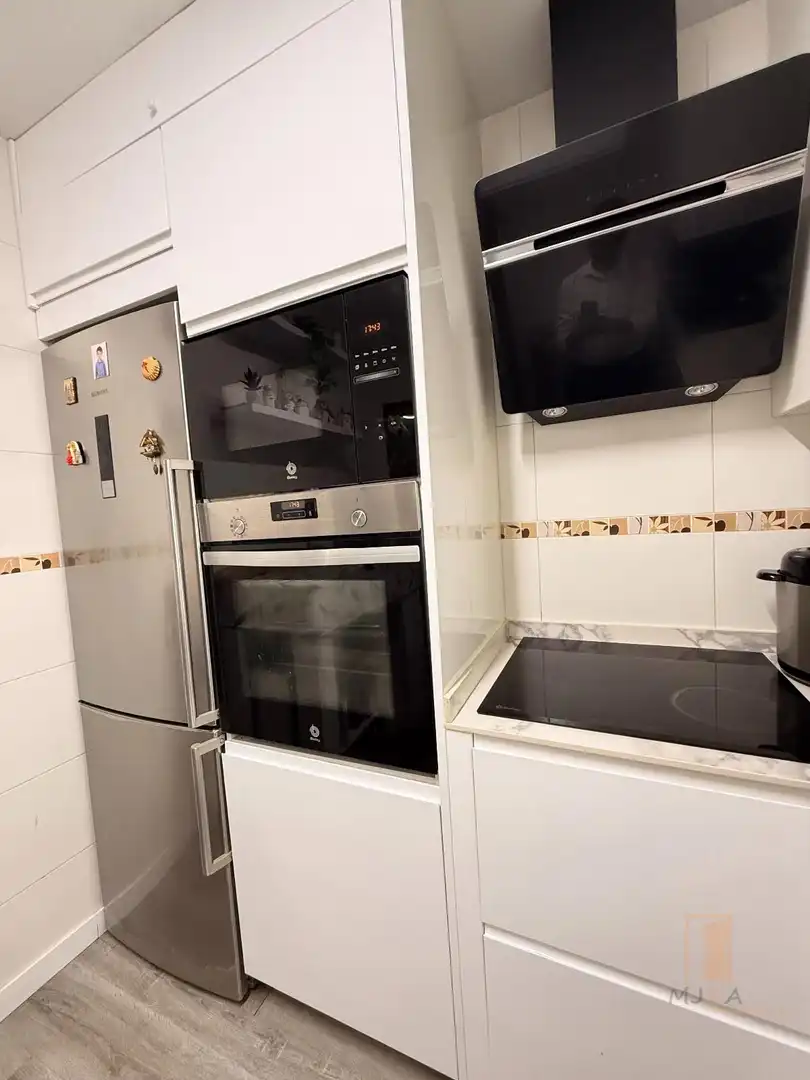 Maison mitoyenne avec terrasse à vendre à L'OM BLANC, imagen 16