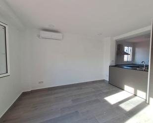 Dormitori de Àtic de lloguer en  Valencia Capital amb Aire condicionat, Terrassa i Forn