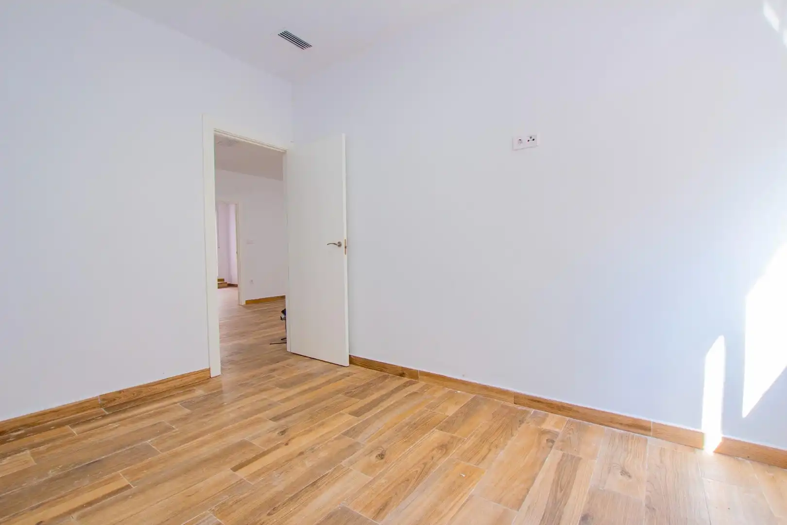 Ground floor for sale in Casco Antiguo, imagen 7