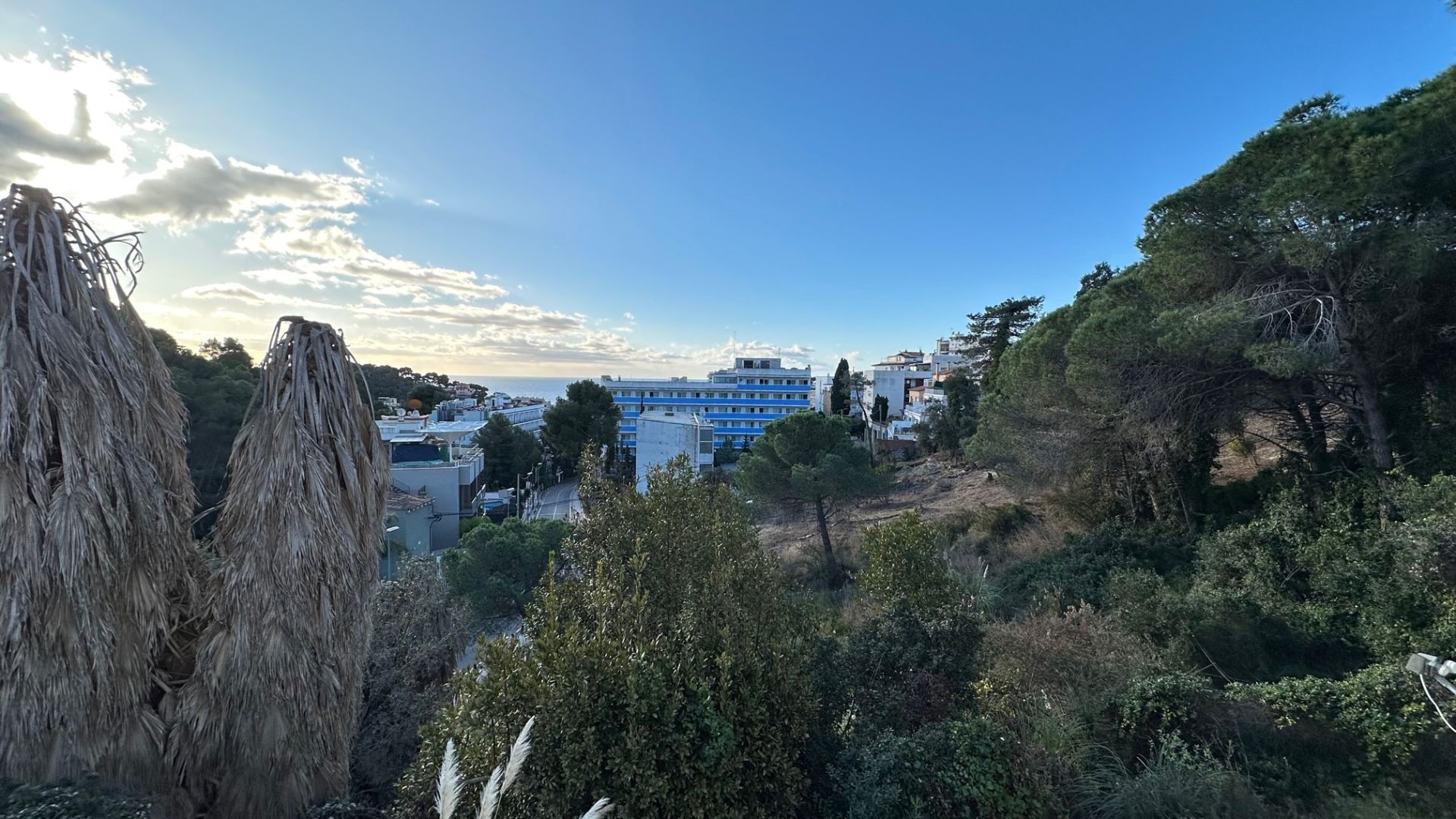 Vista exterior de Apartament en venda en Lloret de Mar amb Calefacció, Moblat i Piscina comunitària