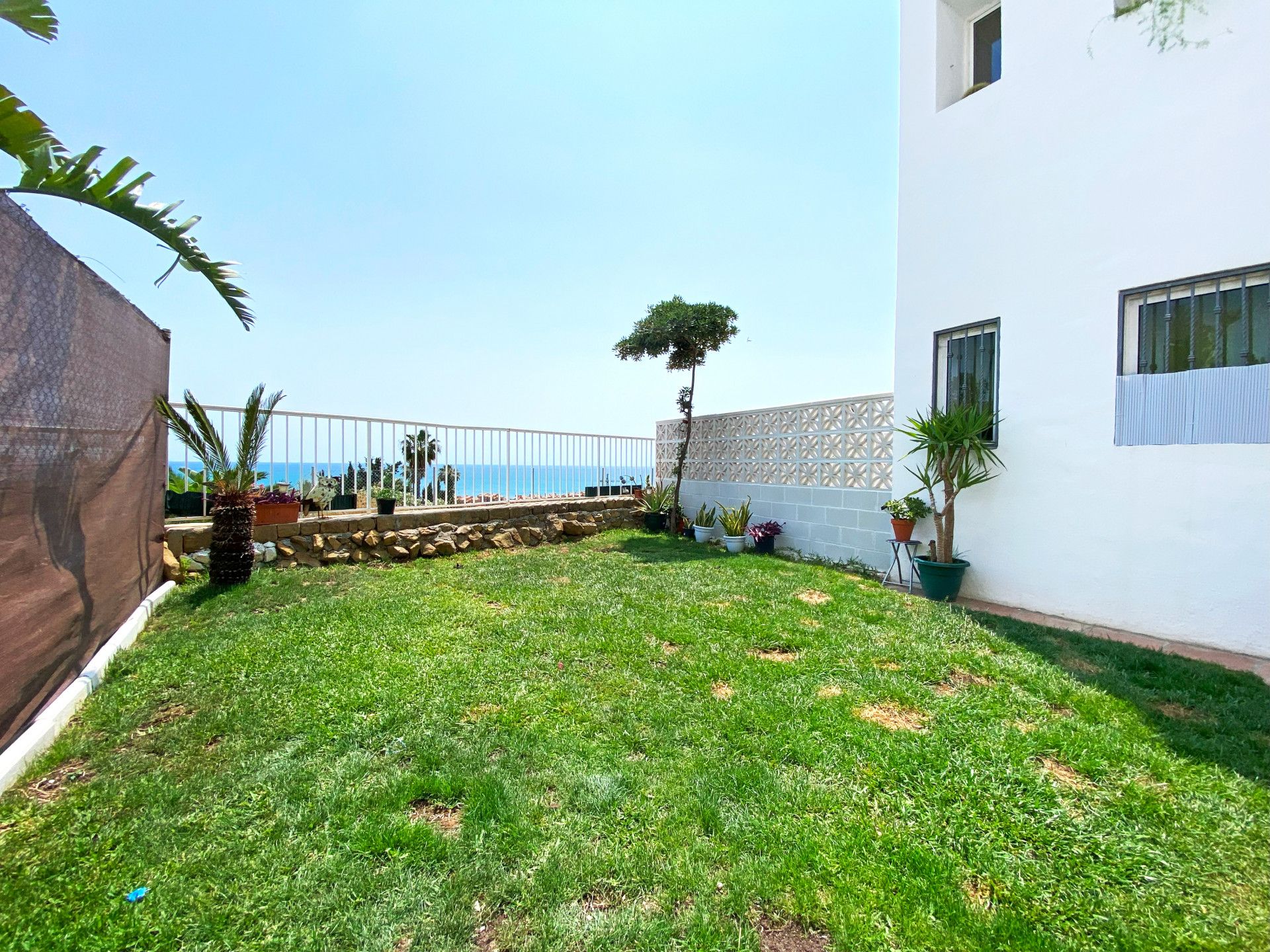 Jardí de Planta baixa en venda en Manilva amb Aire condicionat, Jardí privat i Terrassa