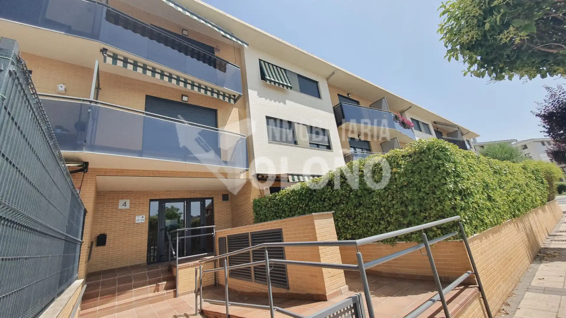 Piso con piscina en venta en Calle Federico García Lorca, imagen 3